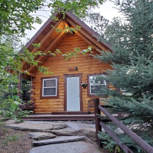 Exterior Mountain Shadows Exterior at Rustic Ridge Guest Cabins