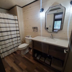 HH Master Bath Homestead House Master Bath at Rustic Ridge Guest Cabins